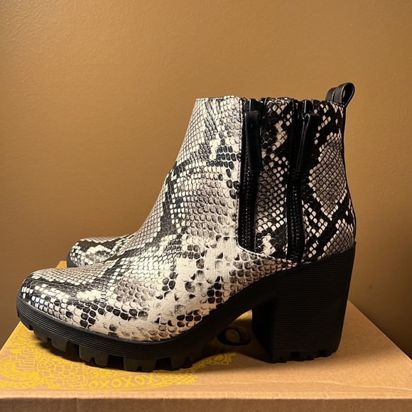 Cooya Bootie Black/white - Picture 6 of 10